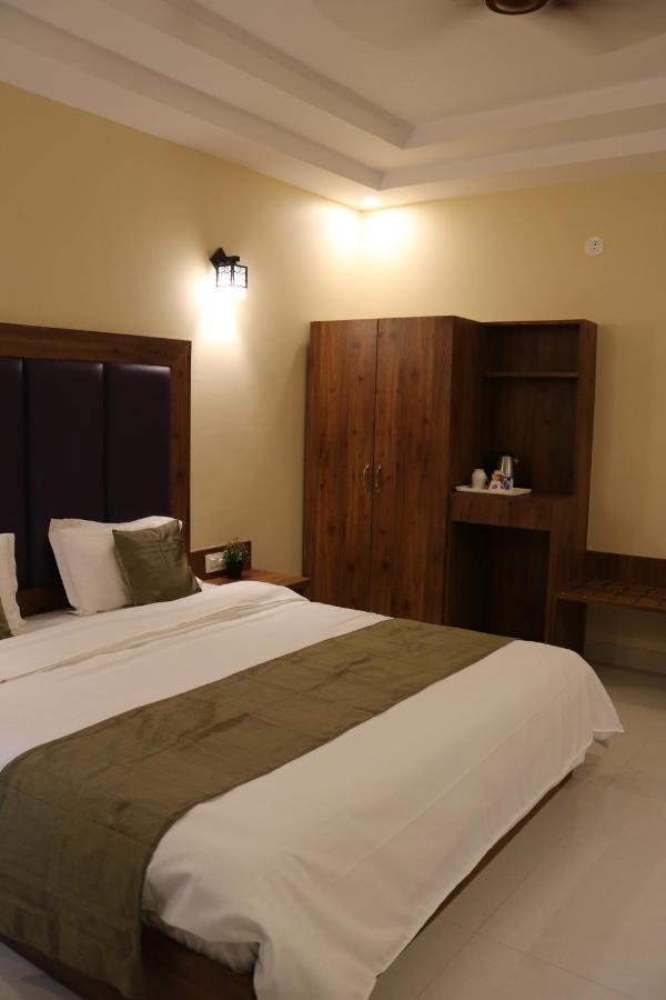 Hotel Centro Calangute Exterior photo